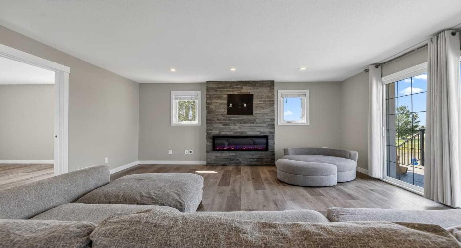 354096 48 Street, Okotoks, Alberta T1S 1A7, 3 Bedroom Bedrooms, 0 ,3 BathroomBathrooms,Residential,For Sale,48,0,A2332565