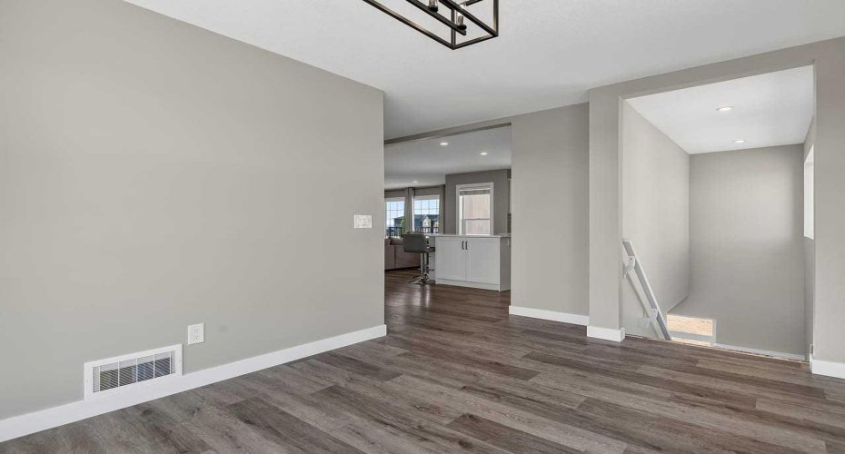 354096 48 Street, Okotoks, Alberta T1S 1A7, 3 Bedroom Bedrooms, 0 ,3 BathroomBathrooms,Residential,For Sale,48,0,A2332565