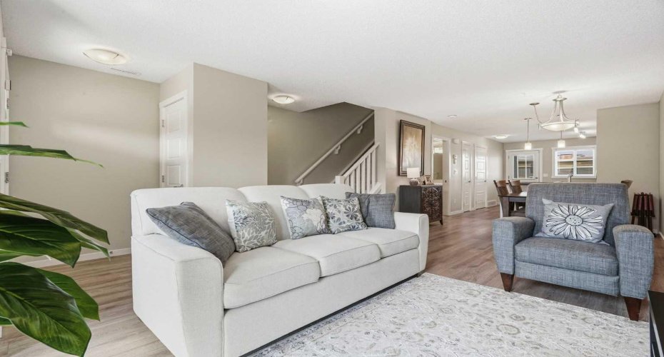 50 Westland Road, Okotoks, Alberta T1S2G4, 2 Bedroom Bedrooms, 0 ,3 BathroomBathrooms,Residential,For Sale,Westland,0,A2335170