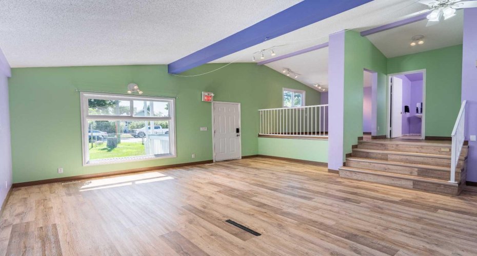106 Elma Street, Okotoks, Alberta T1S 1J9, 2 Bedroom Bedrooms, 0 ,2 BathroomBathrooms,Residential,For Sale,Elma,0,A2333876