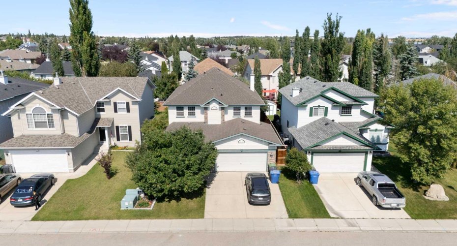 117 Lakeview Shores, Chestermere, Alberta T1X 1H1, 5 Bedroom Bedrooms, 0 ,4 BathroomBathrooms,Residential,For Sale,Lakeview,0,A2337173