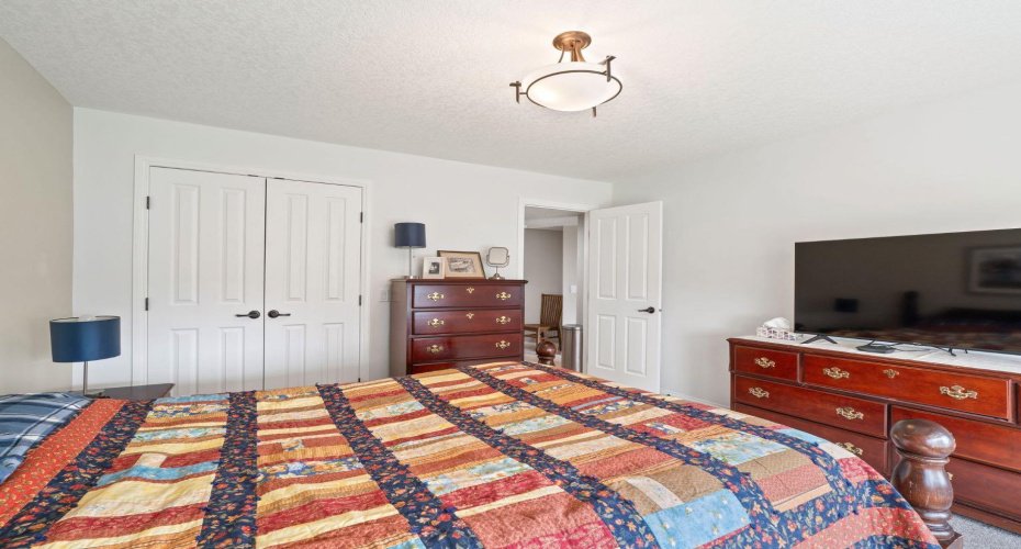 204 Sunset Square, Cochrane, Alberta T4C 0H3, 2 Bedroom Bedrooms, 0 ,3 BathroomBathrooms,Residential,For Sale,Sunset,0,A2335776