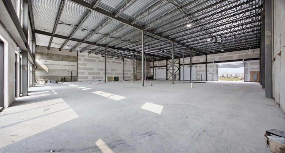 10680 36 Street, Calgary, Alberta T3N 2H9, 0 , 0 ,0,Commercial,For Lease,36,0,A2336488