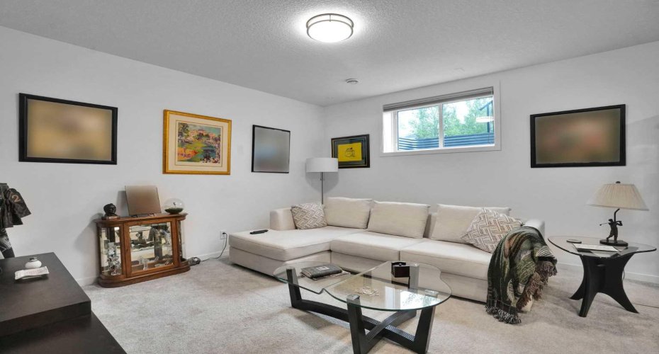 55 Fireside Circle, Cochrane, Alberta T4C 2P5, 3 Bedroom Bedrooms, 0 ,3 BathroomBathrooms,Residential,For Sale,Fireside,0,A2337270
