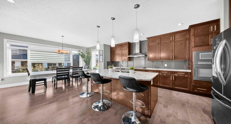 160 Kinniburgh Circle, Chestermere, Alberta T1X 0P8, 6 Bedroom Bedrooms, 0 ,5 BathroomBathrooms,Residential,For Sale,Kinniburgh,0,A2337299