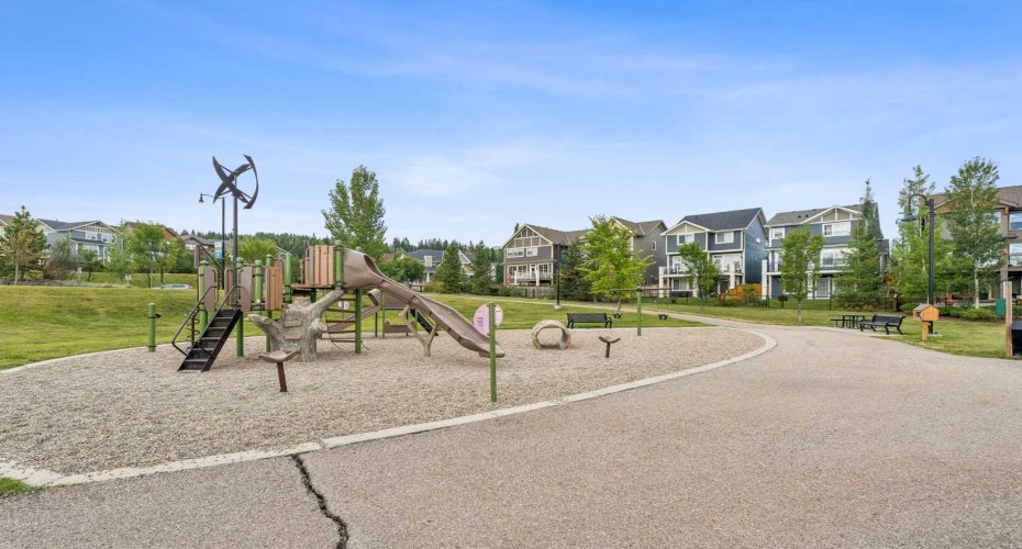 14 Riviera View, Cochrane, Alberta T4C 0Y7, 3 Bedroom Bedrooms, 0 ,4 BathroomBathrooms,Residential,For Sale,Riviera,0,A2338050
