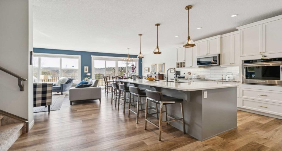 14 Riviera View, Cochrane, Alberta T4C 0Y7, 3 Bedroom Bedrooms, 0 ,4 BathroomBathrooms,Residential,For Sale,Riviera,0,A2338050