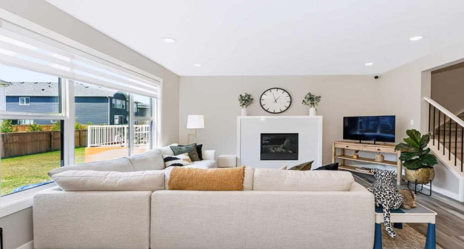 104 Sandpiper Landing, Chestermere, Alberta T1X 1Y8, 4 Bedroom Bedrooms, 0 ,4 BathroomBathrooms,Residential,For Sale,Sandpiper,0,A2338135
