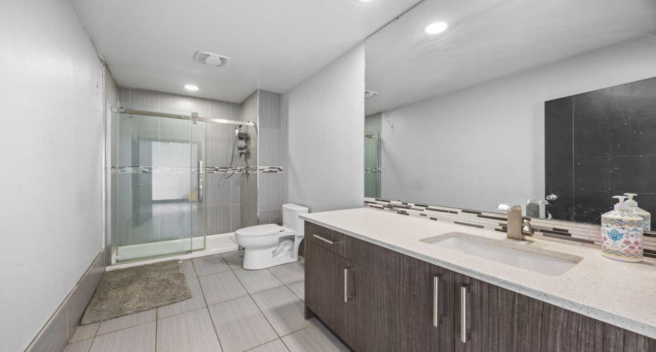 2341 20 Avenue, Calgary, Alberta T2E 8S4, 0 , 0 ,0,Commercial,For Lease,20,0,A2336182