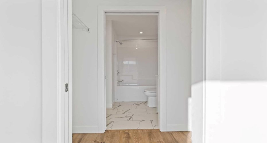395 Skyview Parkway, Calgary, Alberta T3N 2K1, 2 Bedroom Bedrooms, 0 ,1 BathroomBathrooms,Residential,For Sale,Skyview,0,A2336240