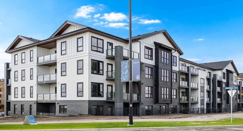 100 Banister Drive, Okotoks, Alberta T1S 5R1, 2 Bedroom Bedrooms, 0 ,2 BathroomBathrooms,Residential,For Sale,Banister,0,A2343547