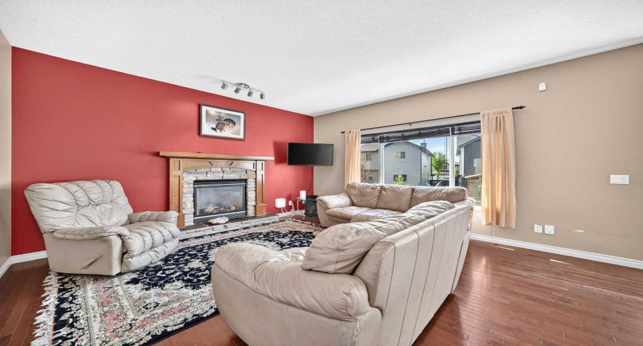 246 Crystal Green Point, Okotoks, Alberta T1S 2K7, 4 Bedroom Bedrooms, 0 ,4 BathroomBathrooms,Residential,For Sale,Crystal Green,0,A2341683