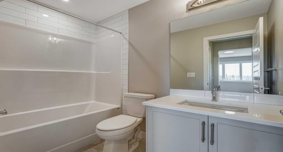 341 Dawson Wharf Road, Chestermere, Alberta T1X 2W4, 3 Bedroom Bedrooms, 0 ,3 BathroomBathrooms,Residential,For Sale,Dawson Wharf,0,A2342940