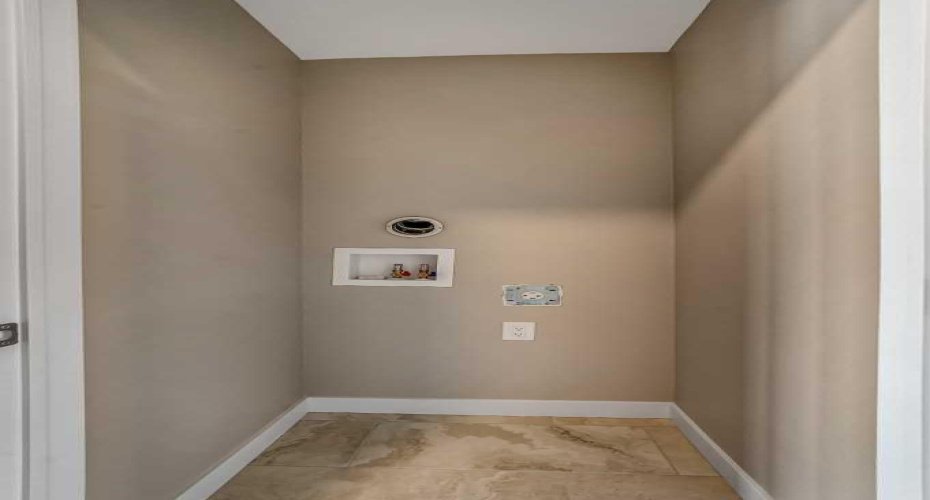 341 Dawson Wharf Road, Chestermere, Alberta T1X 2W4, 3 Bedroom Bedrooms, 0 ,3 BathroomBathrooms,Residential,For Sale,Dawson Wharf,0,A2342940