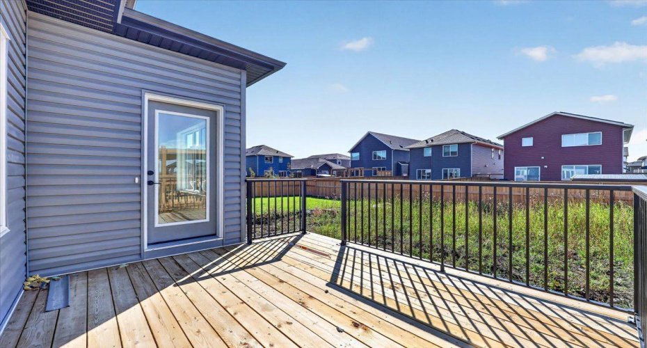 13 Emberside Grove, Cochrane, Alberta T4C 3C8, 3 Bedroom Bedrooms, 0 ,3 BathroomBathrooms,Residential,For Sale,Emberside,0,A2344047