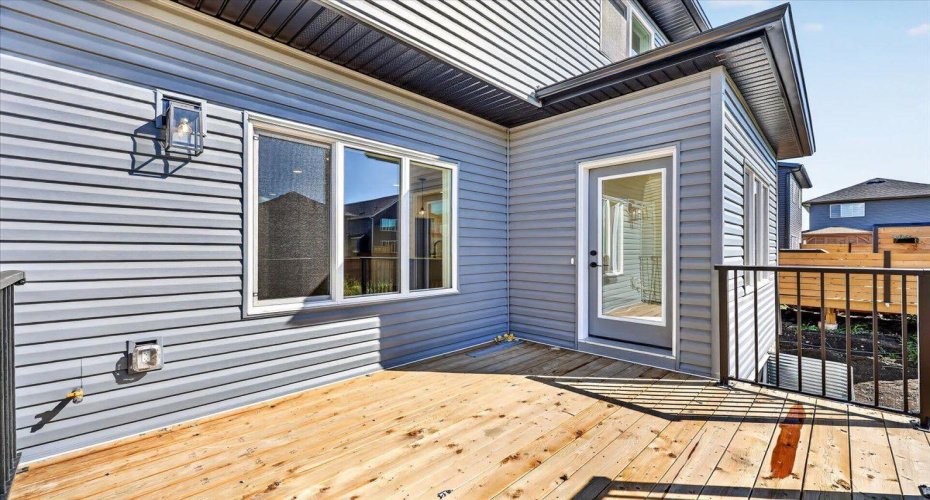 13 Emberside Grove, Cochrane, Alberta T4C 3C8, 3 Bedroom Bedrooms, 0 ,3 BathroomBathrooms,Residential,For Sale,Emberside,0,A2344047
