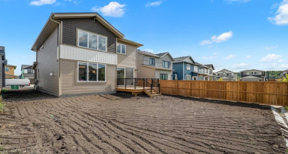 116 Quartz Crescent, Cochrane, Alberta T4C 3G2, 3 Bedroom Bedrooms, 0 ,3 BathroomBathrooms,Residential,For Sale,Quartz,0,A2346327
