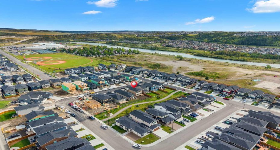 116 Quartz Crescent, Cochrane, Alberta T4C 3G2, 3 Bedroom Bedrooms, 0 ,3 BathroomBathrooms,Residential,For Sale,Quartz,0,A2346327