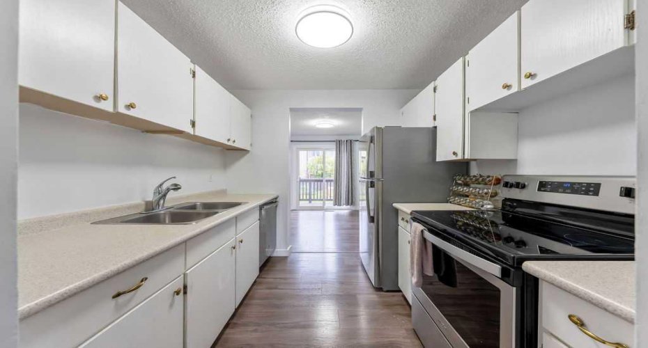 73 Glenbrook Crescent, Cochrane, Alberta T4C 1G1, 3 Bedroom Bedrooms, 0 ,2 BathroomBathrooms,Residential,For Sale,Glenbrook,0,A2345408