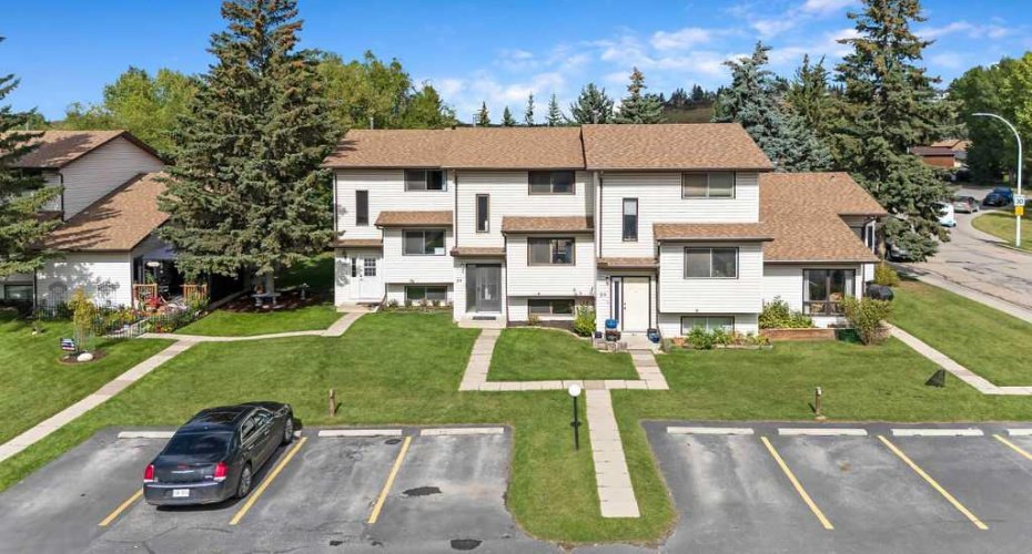 73 Glenbrook Crescent, Cochrane, Alberta T4C 1G1, 3 Bedroom Bedrooms, 0 ,2 BathroomBathrooms,Residential,For Sale,Glenbrook,0,A2345408
