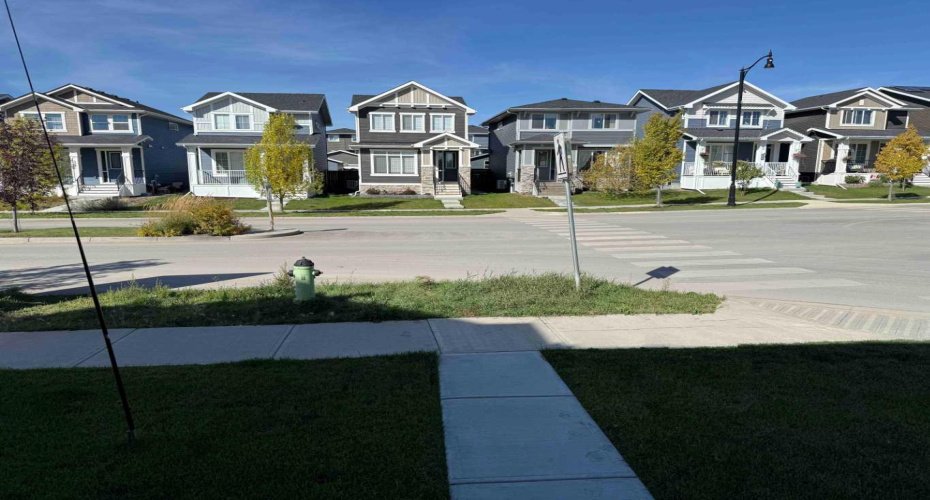 342 Sundown Road, Cochrane, Alberta T4C 3H2, 3 Bedroom Bedrooms, 0 ,3 BathroomBathrooms,Residential,For Sale,Sundown,0,A2346464