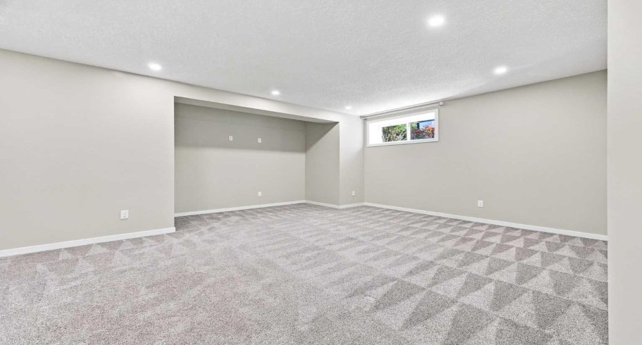 38 Drake Landing Drive, Okotoks, Alberta T1S 0B9, 5 Bedroom Bedrooms, 0 ,4 BathroomBathrooms,Residential,For Sale,Drake Landing,0,A2346184 38 Drake Landing Drive, Okotoks, Alberta T1S 0B9, 5 Bedroom Bedrooms, 0 ,4 BathroomBathrooms,Residential,For Sale,Drake Landing,0,A2346184