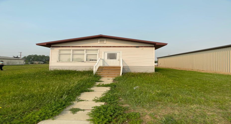 211 Main Street SW, Falher, Alberta T0H 1M0, ,Commercial,For Sale,Main Street SW,A2057929