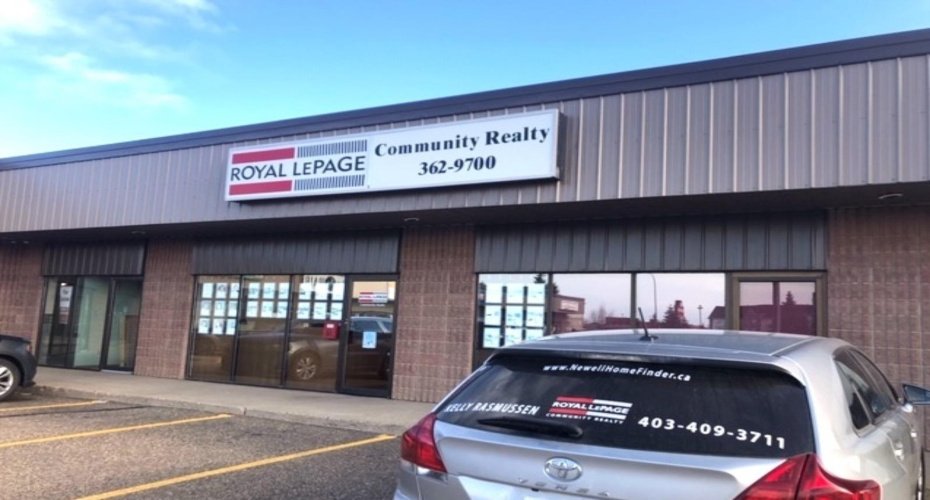 1308 2A Street, Brooks, Alberta T1R 0V5, ,Commercial,For Sale,BROOKS PLAZA,2A,A2062920