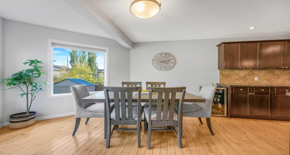 247 Crystal Shores Drive, Okotoks, Alberta T1S 2C5, 4 Bedroom Bedrooms, 0 ,4 BathroomBathrooms,Residential,For Sale,Crystal Shores,0,A2352606