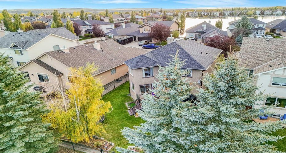 247 Crystal Shores Drive, Okotoks, Alberta T1S 2C5, 4 Bedroom Bedrooms, 0 ,4 BathroomBathrooms,Residential,For Sale,Crystal Shores,0,A2352606