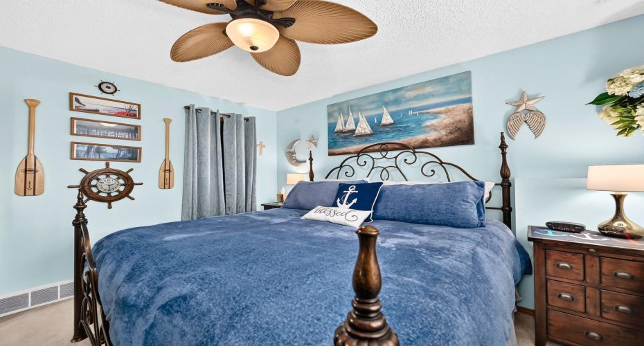 29 Poplar Avenue, Okotoks, Alberta T1S 1Z5, 2 Bedroom Bedrooms, 0 ,2 BathroomBathrooms,Residential,For Sale,Poplar,0,A2353453