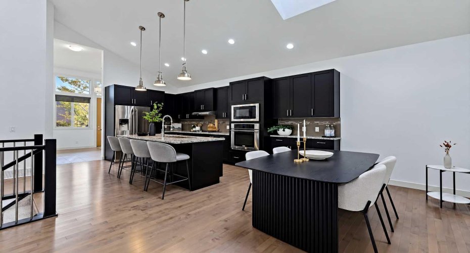 63 Cortina Villas, Calgary, Alberta T3H 0W8, 4 Bedroom Bedrooms, 0 ,3 BathroomBathrooms,Residential,For Sale,Cortina,0,A2354228