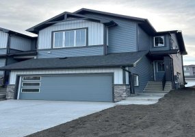 79 Agate Road, Cochrane, Alberta T4C 3B9, 3 Bedroom Bedrooms, 0 ,3 BathroomBathrooms,Residential,For Sale,Agate,0,A2353949