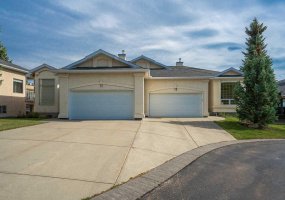 10 Eagleview Heights, Cochrane, Alberta T4C 1P5, 3 Bedroom Bedrooms, 0 ,3 BathroomBathrooms,Residential,For Sale,Eagleview,0,A2347318