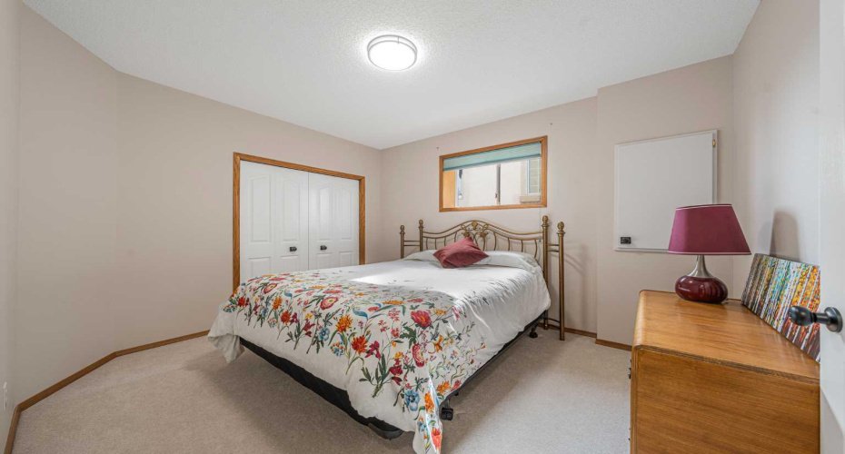 10 Eagleview Heights, Cochrane, Alberta T4C 1P5, 3 Bedroom Bedrooms, 0 ,3 BathroomBathrooms,Residential,For Sale,Eagleview,0,A2347318