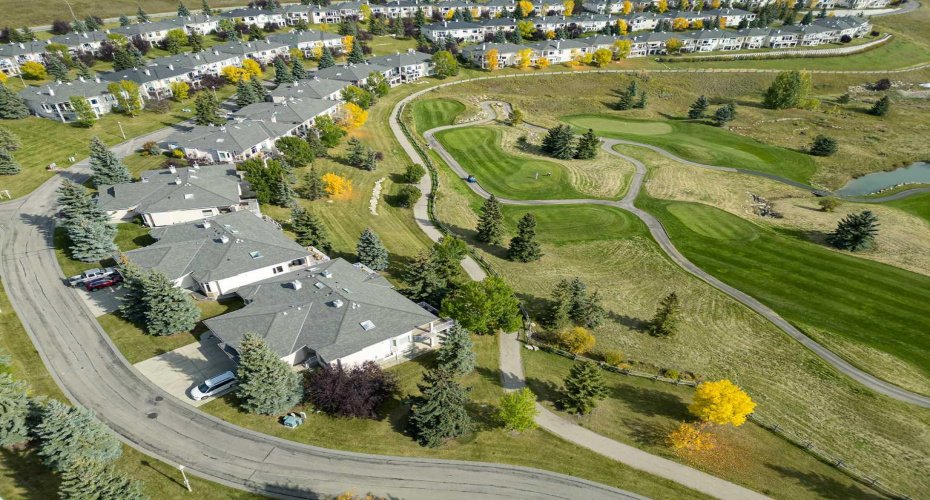 10 Eagleview Heights, Cochrane, Alberta T4C 1P5, 3 Bedroom Bedrooms, 0 ,3 BathroomBathrooms,Residential,For Sale,Eagleview,0,A2347318