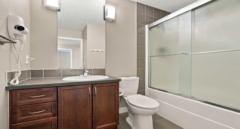 185 Silverado Plains Close, Calgary, Alberta T2X 0G4, 4 Bedroom Bedrooms, 0 ,4 BathroomBathrooms,Residential,For Sale,Silverado Plains,0,A2354183