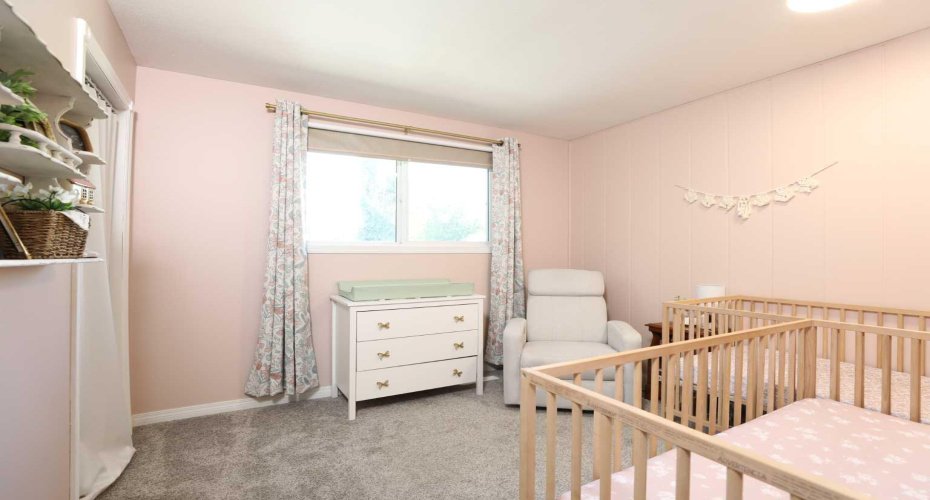 298 1 Avenue, Glenwood, Alberta T0K 2R0, 5 Bedroom Bedrooms, 0 ,2 BathroomBathrooms,Residential,For Sale,1,0,A2348325