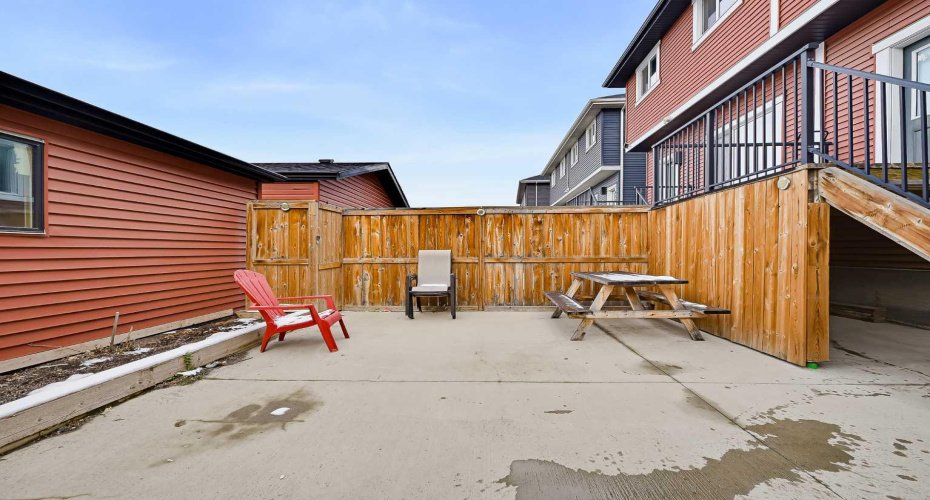 56 Sundown View, Cochrane, Alberta T4C2M7, 4 Bedroom Bedrooms, 0 ,4 BathroomBathrooms,Residential,For Sale,Sundown,0,A2354866