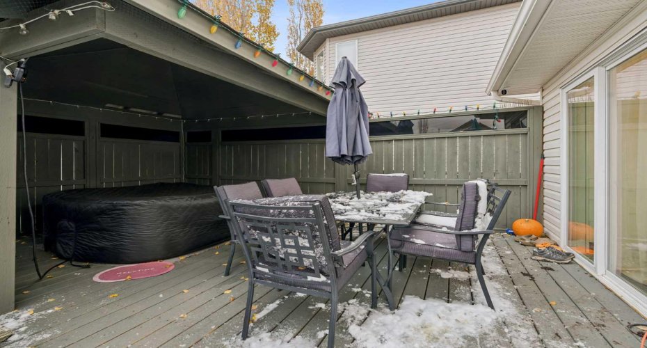 89 Crystalridge Close, Okotoks, Alberta T1S 1W5, 4 Bedroom Bedrooms, 0 ,3 BathroomBathrooms,Residential,For Sale,Crystalridge,0,A2355236
