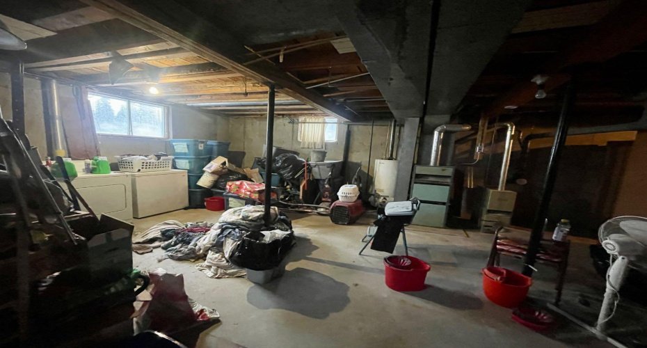 6432 17 Avenue, Edson, Alberta T7E 1S4, 2 Bedrooms Bedrooms, ,1 BathroomBathrooms,Residential,For Sale,17 Avenue,A2124317