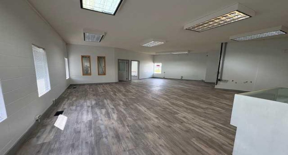 4802 49 Street, Hardisty, Alberta T0B1V0, ,Commercial,For Sale,Lakeview Liquor Store / Hardisty Laundry Service,49,A2124751