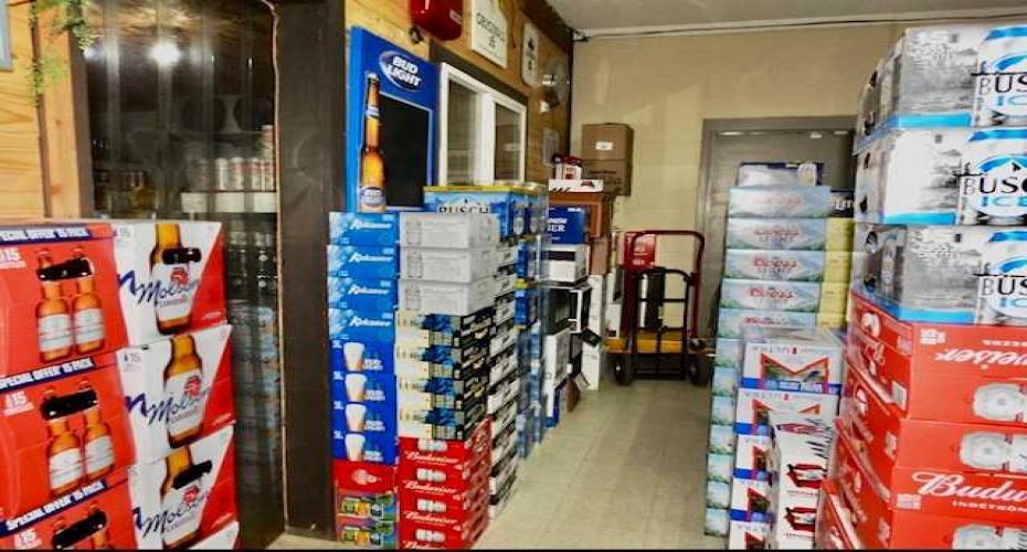 4802 49 Street, Hardisty, Alberta T0B1V0, ,Commercial,For Sale,Lakeview Liquor Store / Hardisty Laundry Service,49,A2124751