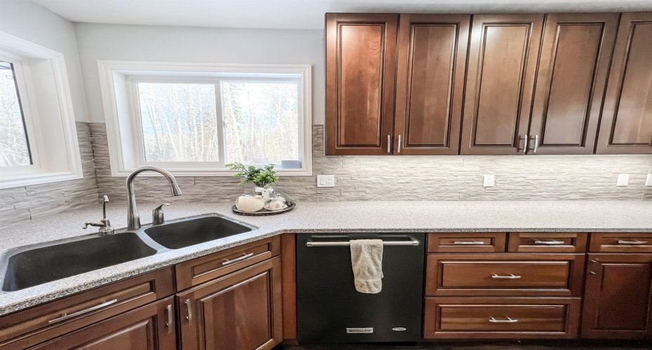 1 Key Cove Estates #5, Joussard, Alberta T0G 1J0, 3 Bedrooms Bedrooms, ,4 BathroomsBathrooms,Residential,For Sale,#5,A2014924