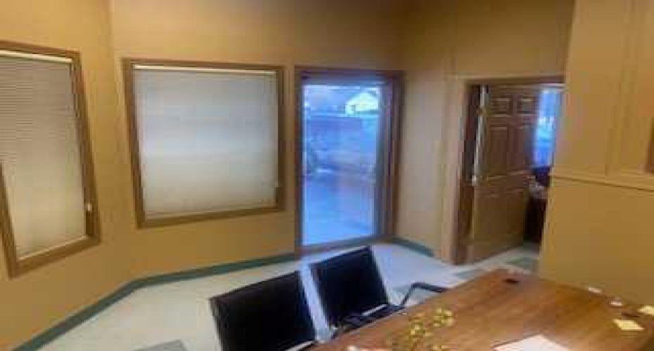 5104 51 Ave, Whitecourt, Alberta T7S 1N8, ,Commercial,For Lease,51 Ave,A2130323