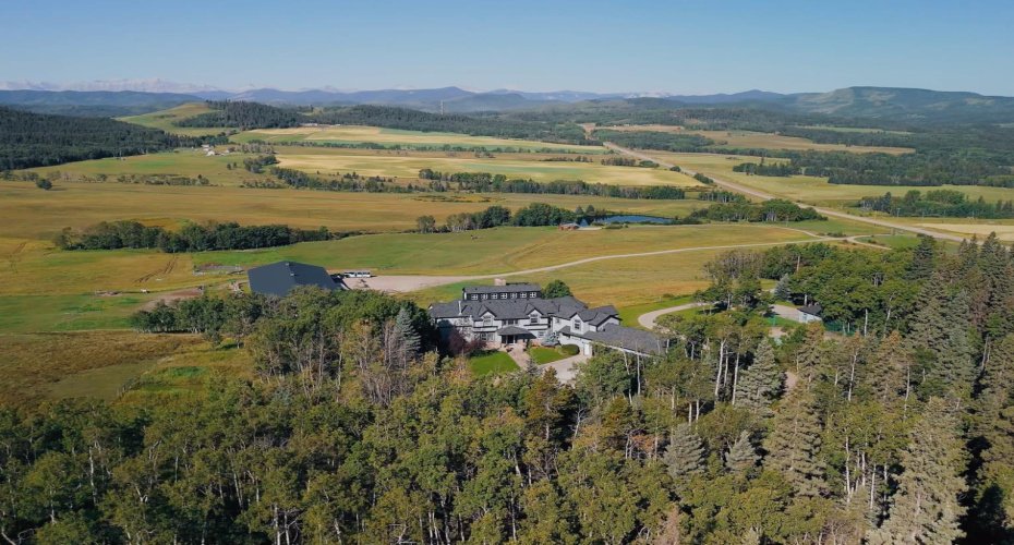 304075 Highway 549 W, Rural Foothills County, Alberta T0L 1K0, 6 Bedrooms Bedrooms, ,5 BathroomsBathrooms,Residential,For Sale,Highway 549 W,A2055162