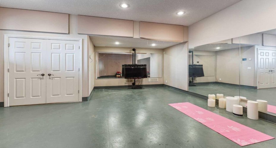 304075 Highway 549 W, Rural Foothills County, Alberta T0L 1K0, 6 Bedrooms Bedrooms, ,5 BathroomsBathrooms,Residential,For Sale,Highway 549 W,A2055162