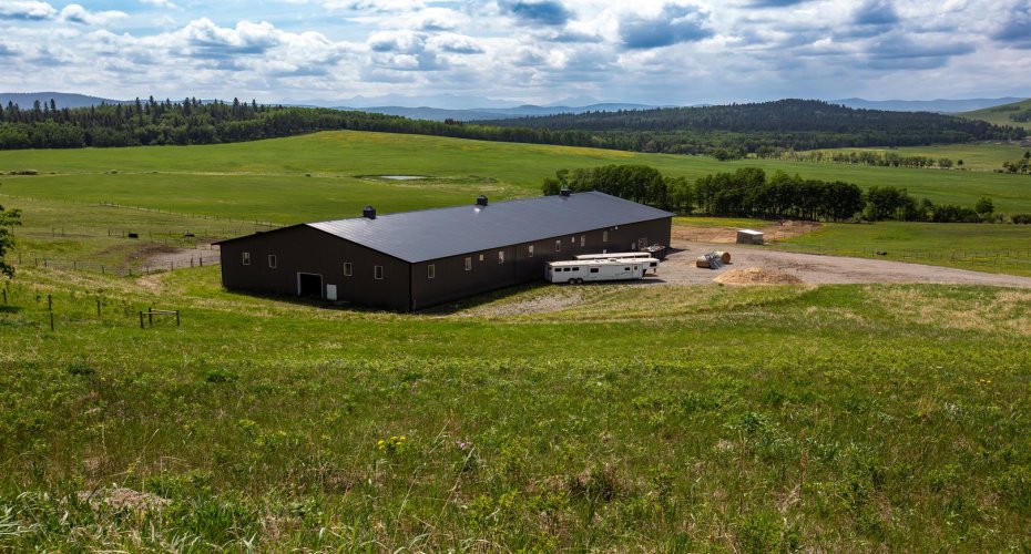 304075 Highway 549 W, Rural Foothills County, Alberta T0L 1K0, 6 Bedrooms Bedrooms, ,5 BathroomsBathrooms,Residential,For Sale,Highway 549 W,A2055162