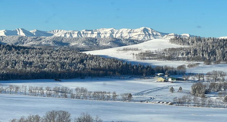 304075 Highway 549 W, Rural Foothills County, Alberta T0L 1K0, 6 Bedrooms Bedrooms, ,5 BathroomsBathrooms,Residential,For Sale,Highway 549 W,A2055162