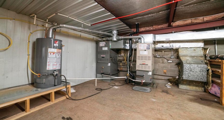 4707 39 Street, Camrose, Alberta T4V 2N6, ,Commercial,For Sale,39,A2066711